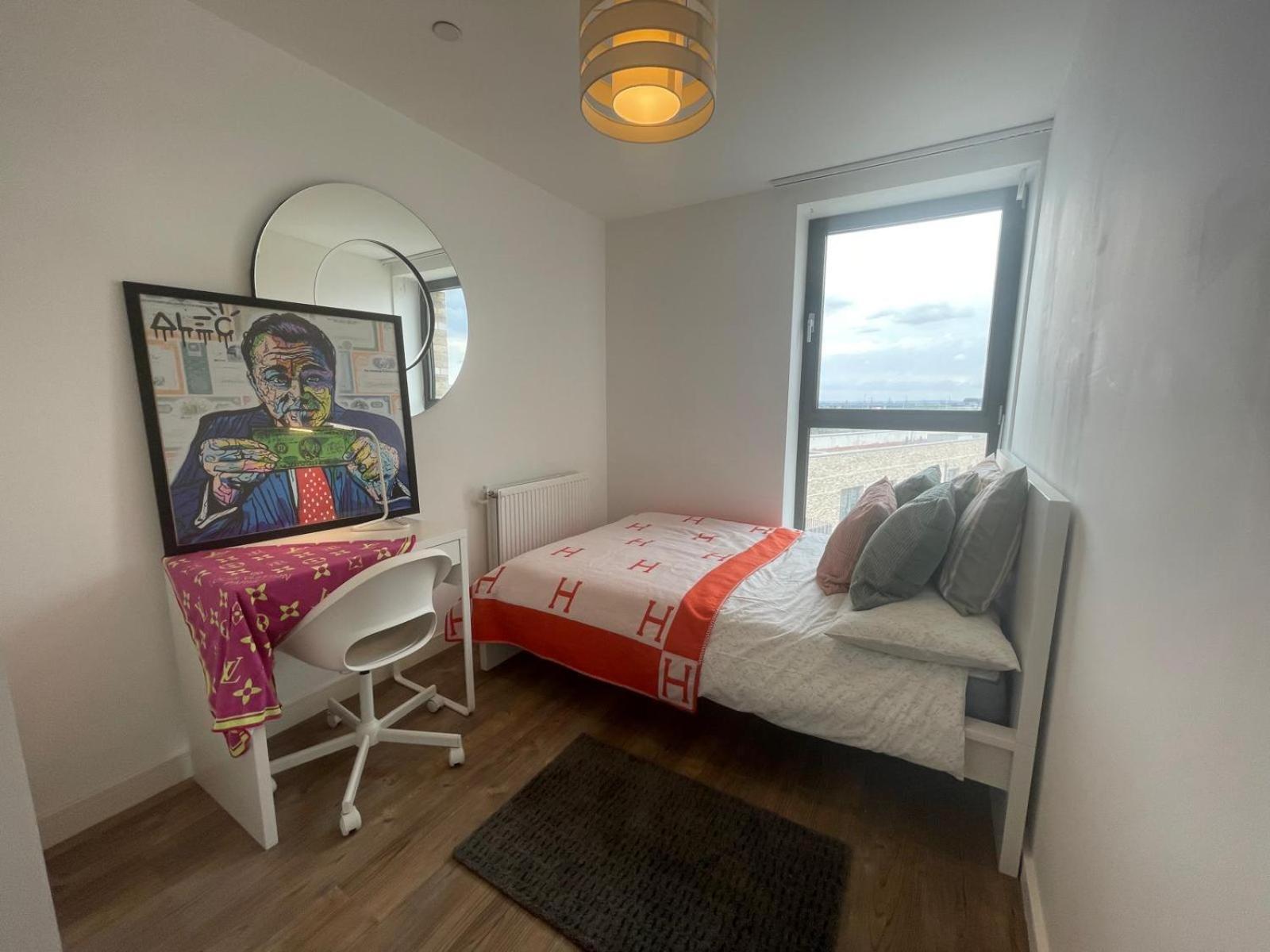 London, Private Gazde/Camere de închiriat *